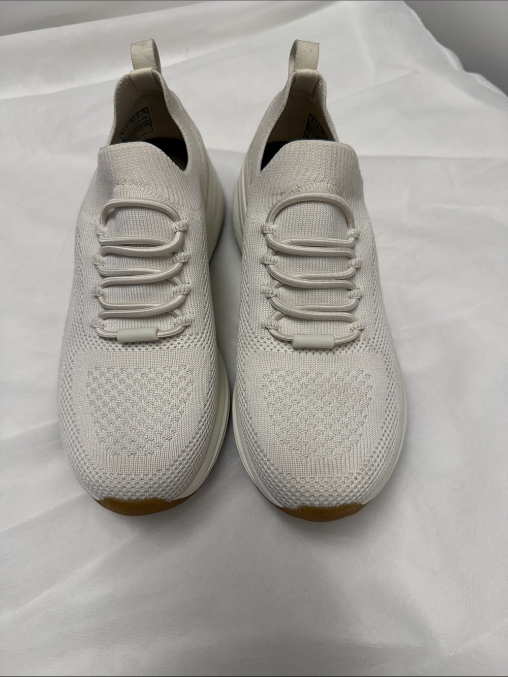 Skechers Women's Slip-On Knit Sneakers in Off-White with Gum Toe NWOT